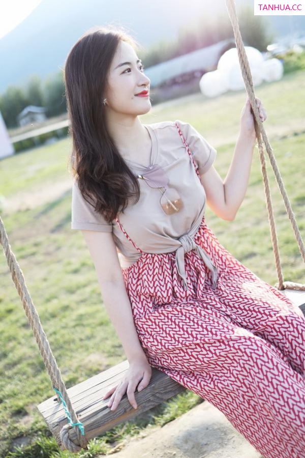 龚天艺 艺儿拿铁 [XIUREN]高清写真图 2019.09.02 艺儿拿铁第37张图片